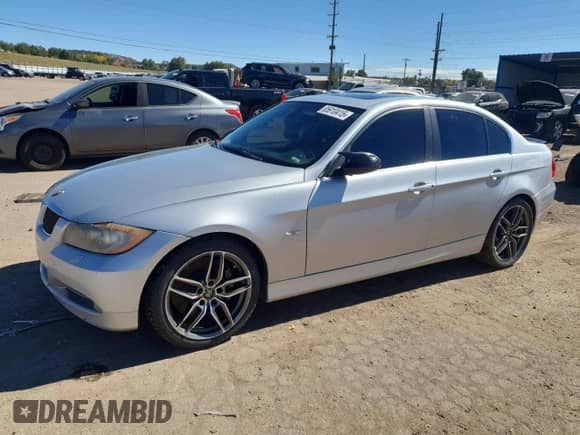 2008 BMW 3 Series 335xi с VIN WBAVD53588A009675, выставлен на аукционе Copart как лот 85910415 с пробегом 154 686 миль миль и Чистый • Clean title. История ставок и продаж доступна на DreamBid. Изображение 1.