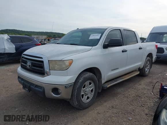 2012 Toyota Tundra с VIN 5TFEM5F15CX039234, выставлен на аукционе IAAI как лот 43052562 с пробегом 190 956 миль миль и . История ставок и продаж доступна на DreamBid. Изображение 18.
