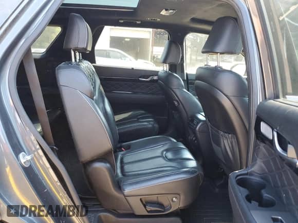 2020 Hyundai Palisade Limited с VIN KM8R5DHE0LU169654, выставлен на аукционе Copart как лот 84390535 с пробегом 135 219 миль миль и Чистый • Clean title. История ставок и продаж доступна на DreamBid. Изображение 11.