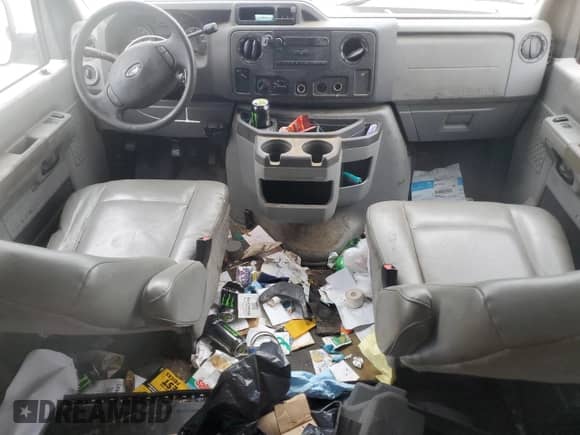 2012 Ford Econoline Cargo Commercial with VIN 1FTNE1EWXCDB39639, listed as a Copart auction lot 61126245 with 197,441 mi miles and Clean title. Bid and sale history available at DreamBid. Image 8.