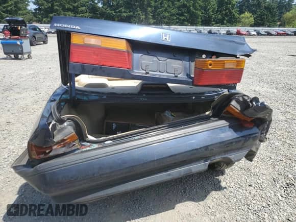 1991 Honda Accord LX z VIN JHMCB7651MC041128, wystawiony jako Copart lot #60575175 z przebiegiem 202 380 mil mil oraz Szkoda całkowita • Salvage title. Historia ofert i sprzedaży dostępna na DreamBid. Obrazek 6.