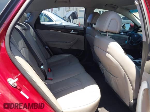 2016 Hyundai Sonata Limited with VIN KMHE34L18GA033465, listed as a IAAI auction lot 42532686 with 123,170 mi miles and . Bid and sale history available at DreamBid. Image 8.