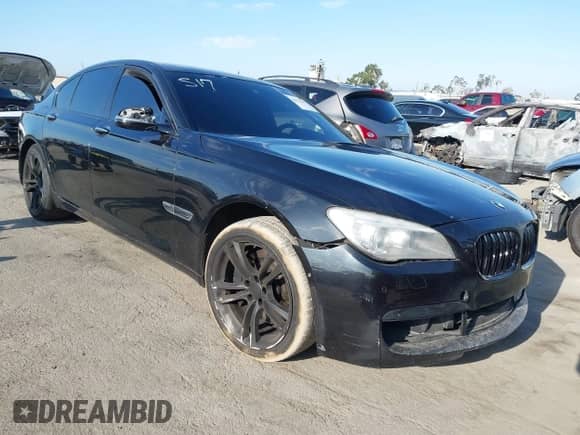 2013 BMW 7 Series 750i with VIN WBAYA8C53DD227703, listed as a IAAI auction lot 42772277 with 109,410 mi miles and . Bid and sale history available at DreamBid. Image 1.