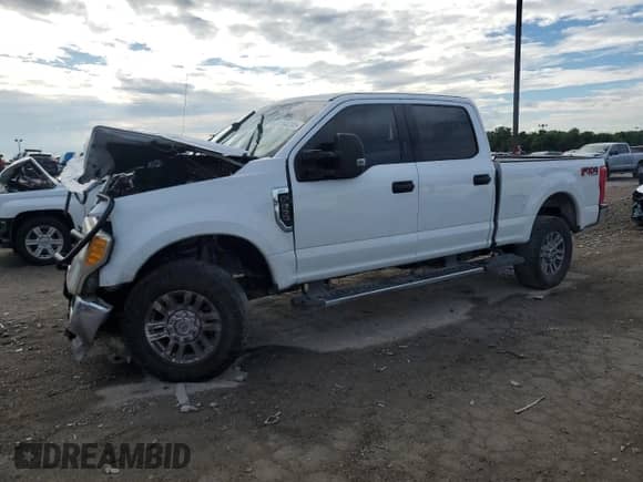 2017 Ford F-250 Lariat z VIN 1FT7W2B67HED66031, wystawiony jako Copart lot #67554285 z przebiegiem Nie podano mil oraz Szkoda całkowita • Salvage title. Historia ofert i sprzedaży dostępna na DreamBid. Obrazek 1.