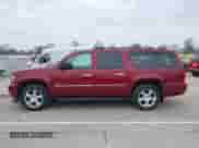 2009 Chevrolet Suburban LTZ z VIN 1GNFK36309J105434, wystawiony jako IAAI lot #42062907 z przebiegiem 132 674 mil mil oraz . Historia ofert i sprzedaży dostępna na DreamBid. Obrazek 14.