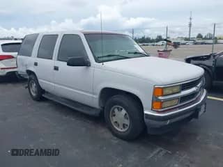 1999 Chevrolet Tahoe с VIN 1GNEC13RXXJ303585, выставлен на аукционе IAAI как лот 43151795 с пробегом 173 900 миль миль и . История ставок и продаж доступна на DreamBid. Изображение 1.