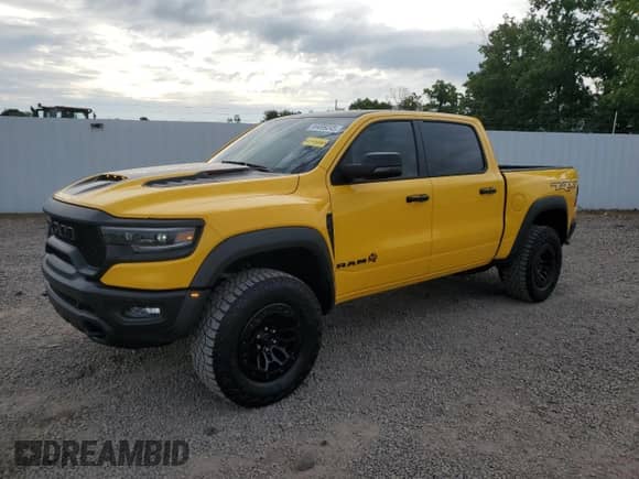 2023 Ram 1500 TRX z VIN 1C6SRFU92PN546863, wystawiony jako Copart lot #69499245 z przebiegiem 20 931 mil mil oraz Szkoda całkowita • Salvage title. Historia ofert i sprzedaży dostępna na DreamBid. Obrazek 1.