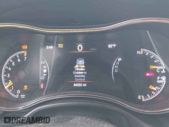 2020 Jeep Grand Cherokee Limited X with VIN 1C4RJFBG2LC135498, listed as a IAAI auction lot 42307746 with 88,352 mi miles and . Bid and sale history available at DreamBid. Image 7.