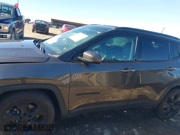 2020 Jeep Compass Latitude with VIN 3C4NJCBB8LT141103, listed as a IAAI auction lot 41263757 with 128,272 mi miles and . Bid and sale history available at DreamBid. Image 15.