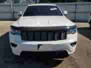 2018 Jeep Grand Cherokee Altitude z VIN 1C4RJFAG1JC211176, wystawiony jako Copart lot #85386285 z przebiegiem 108 565 mil mil oraz Szkoda całkowita • Salvage title. Historia ofert i sprzedaży dostępna na DreamBid. Obrazek 5.