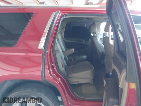 2015 Chevrolet Tahoe LTZ с VIN 1GNSCCKCXFR188370, выставлен на аукционе IAAI как лот 42995050 с пробегом 120 751 миль миль и . История ставок и продаж доступна на DreamBid. Изображение 8.