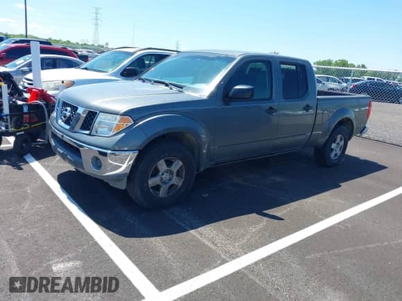 2008 Nissan Frontier SE с VIN 1N6AD09U18C436975, выставлен на аукционе IAAI как лот 42196434 с пробегом 149 689 миль миль и . История ставок и продаж доступна на DreamBid. Изображение 2.