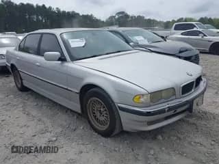 2001 BMW 7 Series 740iL с VIN WBAGH83451DP31468, выставлен на аукционе IAAI как лот 41929966 с пробегом 154 431 миль миль и . История ставок и продаж доступна на DreamBid. Изображение 1.
