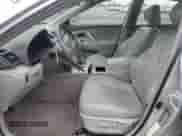 2007 Toyota Camry с VIN JTNBB46K073006307, выставлен на аукционе Copart как лот 84430485 с пробегом 159 406 миль миль и Списание • Salvage title. История ставок и продаж доступна на DreamBid. Изображение 7.