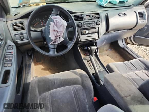 2000 Honda Accord LX with VIN 1HGCG6653YA154885, listed as a Copart auction lot 83931995 with 211,277 mi miles and Salvage title. Bid and sale history available at DreamBid. Image 8.