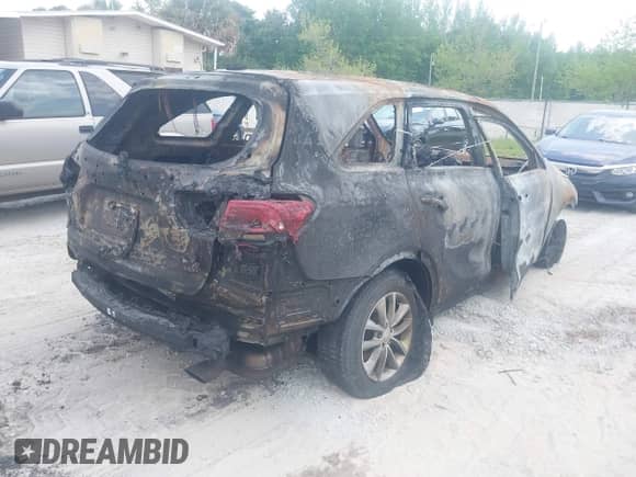 2016 Kia Sorento LX with VIN 5XYPG4A36GG101140, listed as a IAAI auction lot 42074343 with Not provided miles and . Bid and sale history available at DreamBid. Image 4.