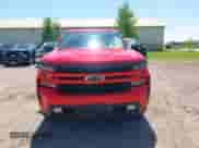 2020 Chevrolet Silverado 1500 RST z VIN 3GCUYEED1LG126855, wystawiony jako IAAI lot #42819335 z przebiegiem 82 684 mil mil oraz . Historia ofert i sprzedaży dostępna na DreamBid. Obrazek 12.