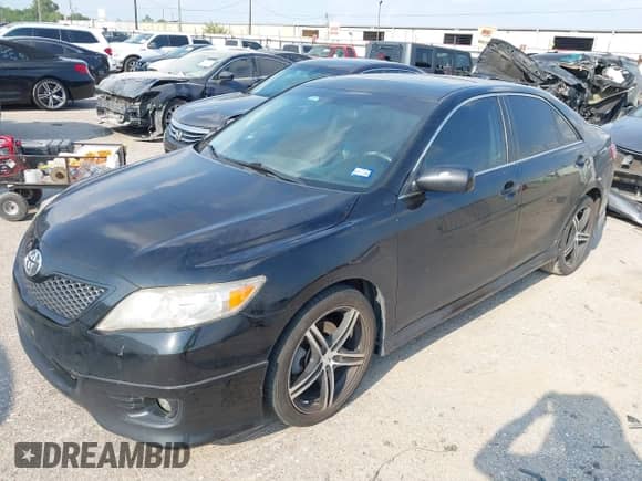 2011 Toyota Camry LE with VIN 4T1BF3EK4BU192372, listed as a IAAI auction lot 43271705 with 230,376 mi miles and . Bid and sale history available at DreamBid. Image 2.
