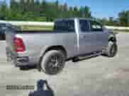 2019 Ram 1500 Laramie z VIN 1C6SRFDT5KN831304, wystawiony jako Copart lot #65744875 z przebiegiem 88 600 mil mil oraz Szkoda całkowita • Salvage title. Historia ofert i sprzedaży dostępna na DreamBid. Obrazek 3.