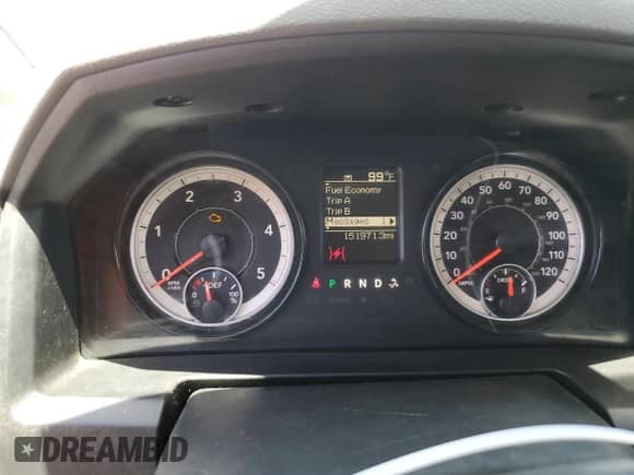 2019 Ram 1500 Tradesman z VIN 1C6RR7SM3KS699578, wystawiony jako Copart lot #62077645 z przebiegiem 151 971 mil mil oraz Szkoda całkowita • Salvage title. Historia ofert i sprzedaży dostępna na DreamBid. Obrazek 9.