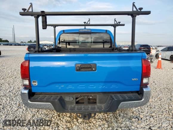2020 Toyota Tacoma SR5 with VIN 5TFAZ5CN9LX088203, listed as a Copart auction lot 70347505 with 90,758 mi miles and Salvage title. Bid and sale history available at DreamBid. Image 6.