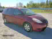 2010 Toyota Sienna LE z VIN 5TDKK4CC2AS309919, wystawiony jako Copart lot #82524135 z przebiegiem 196 955 mil mil oraz Szkoda całkowita • Salvage title. Historia ofert i sprzedaży dostępna na DreamBid. Obrazek 14.