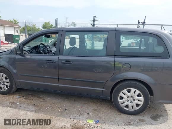 2016 Dodge Grand Caravan SE with VIN 2C4RDGBG2GR350552, listed as a IAAI auction lot 42861751 with 81,806 mi miles and . Bid and sale history available at DreamBid. Image 14.