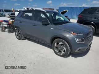 2024 Hyundai Venue SEL with VIN KMHRC8A38RU300943, listed as a Copart auction lot 76299944 with 2,299 mi miles and Salvage title. Bid and sale history available at DreamBid. Image 4.