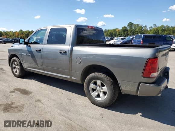 2012 Ram 1500 Express z VIN 1C6RD6KTXCS301087, wystawiony jako Copart lot #71876675 z przebiegiem 134 847 mil mil oraz Szkoda całkowita • Salvage title. Historia ofert i sprzedaży dostępna na DreamBid. Obrazek 2.