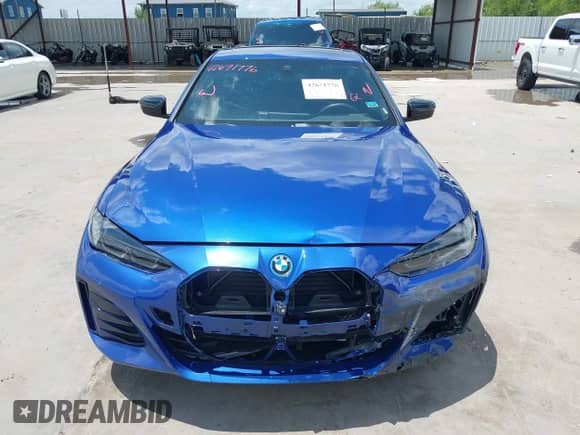 2024 BMW i4 eDrive35 with VIN WBY43AW01RFS40186, listed as a IAAI auction lot 42671776 with 17,942 mi miles and . Bid and sale history available at DreamBid. Image 13.