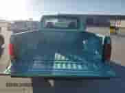 1995 Ford F-150 z VIN 1FTEF15NXSNB50136, wystawiony jako Copart lot #87230895 z przebiegiem Nie podano mil oraz Czysty tytuł • Clean title. Historia ofert i sprzedaży dostępna na DreamBid. Obrazek 10.