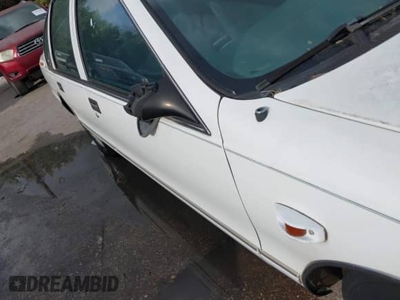 1996 Chevrolet Caprice 1SA Special Value с VIN 1G1BL52P3TR183328, выставлен на аукционе IAAI как лот 43535005 с пробегом Не указан миль и . История ставок и продаж доступна на DreamBid. Изображение 6.