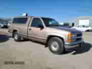 1995 Chevrolet Silverado 2500 с VIN 1GCFC24KXSZ271266, выставлен на аукционе Copart как лот 87375274 с пробегом 120 158 миль миль и Списание • Salvage title. История ставок и продаж доступна на DreamBid. Изображение 4.