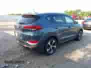 2016 Hyundai Tucson Sport z VIN KM8J33A2XGU142271, wystawiony jako IAAI lot #43153143 z przebiegiem 133 699 mil mil oraz . Historia ofert i sprzedaży dostępna na DreamBid. Obrazek 4.