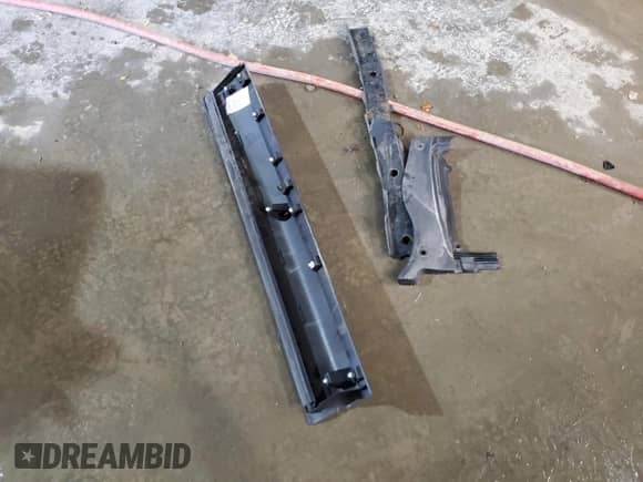 2014 Land Rover Range Rover Sport SE with VIN SALWG2WFXEA386059, listed as a Copart auction lot 83994245 with 109,595 mi miles and Clean title. Bid and sale history available at DreamBid. Image 13.