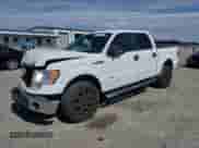 2013 Ford F-150 XLT с VIN 1FTFW1ET8DFA50018, выставлен на аукционе Copart как лот 80842835 с пробегом 241 595 миль миль и Списание • Salvage title. История ставок и продаж доступна на DreamBid. Изображение 1.