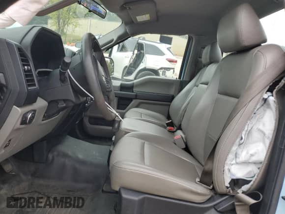 2016 Ford F-150 XL с VIN 1FTMF1C85GKE57165, выставлен на аукционе Copart как лот 71002545 с пробегом 102 436 миль миль и Списание • Salvage title. История ставок и продаж доступна на DreamBid. Изображение 7.