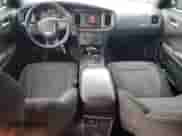 2016 Dodge Charger SE z VIN 2C3CDXFG2GH127762, wystawiony jako Copart lot #54870595 z przebiegiem 64 935 mil mil oraz Szkoda całkowita • Salvage title. Historia ofert i sprzedaży dostępna na DreamBid. Obrazek 8.