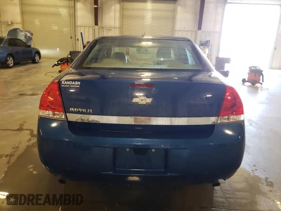 2006 Chevrolet Impala Police Police with VIN 2G1WS551X69395895, listed as a Copart auction lot 55503934 with 114,271 mi miles and Clean title. Bid and sale history available at DreamBid. Image 6.