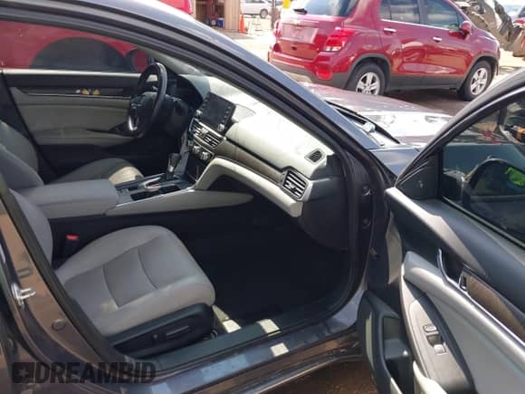 2020 Honda Accord EX-L with VIN 1HGCV1F57LA120403, listed as a IAAI auction lot 42627775 with 60,367 mi miles and . Bid and sale history available at DreamBid. Image 5.