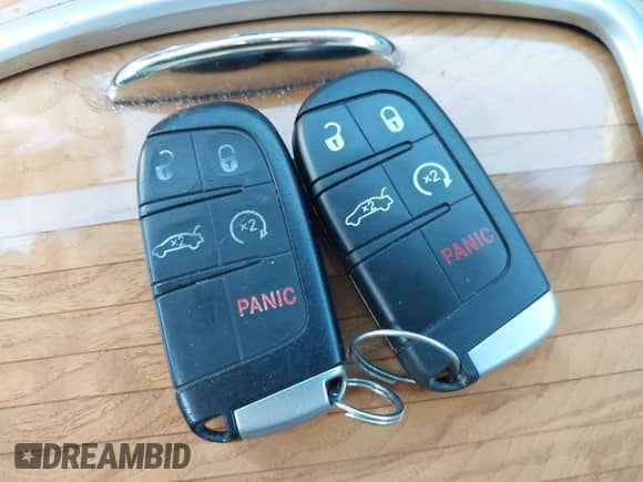 2014 Chrysler 300 C with VIN 2C3CCAET6EH173381, listed as a IAAI auction lot 42158270 with 124,551 mi miles and . Bid and sale history available at DreamBid. Image 11.