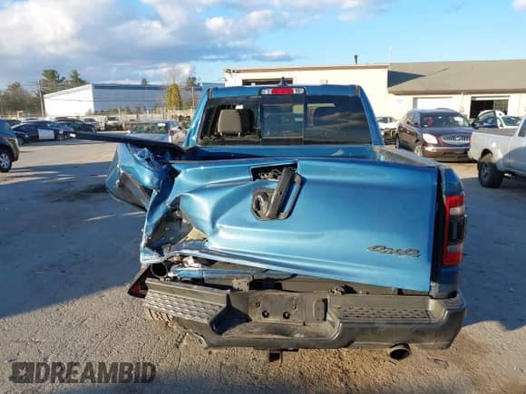 2024 Ram 1500 Big Horn z VIN 1C6SRFFT6RN232094, wystawiony jako IAAI lot #40893906 z przebiegiem 16 501 mil mil oraz . Historia ofert i sprzedaży dostępna na DreamBid. Obrazek 16.