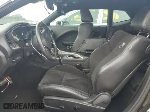 2019 Dodge Challenger R/T Scat Pack with VIN 2C3CDZFJ7KH593042, listed as a Copart auction lot 71812095 with 43,213 mi miles and Clean title. Bid and sale history available at DreamBid. Image 7.