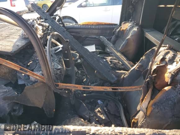 1997 Chevrolet Tahoe с VIN 1GNEK13RXVJ429428, выставлен на аукционе Copart как лот 70564004 с пробегом Не указан миль и На запчасти • Non repairable. История ставок и продаж доступна на DreamBid. Изображение 7.