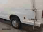 1993 Ford Econoline Cargo с VIN 1FTJS34G1PHA99690, выставлен на аукционе IAAI как лот 42706836 с пробегом Не указан миль и . История ставок и продаж доступна на DreamBid. Изображение 6.