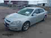 2009 Chevrolet Malibu 1LT с VIN 1G1ZH57B79F106081, выставлен на аукционе IAAI как лот 42818814 с пробегом 255 070 миль миль и . История ставок и продаж доступна на DreamBid. Изображение 2.