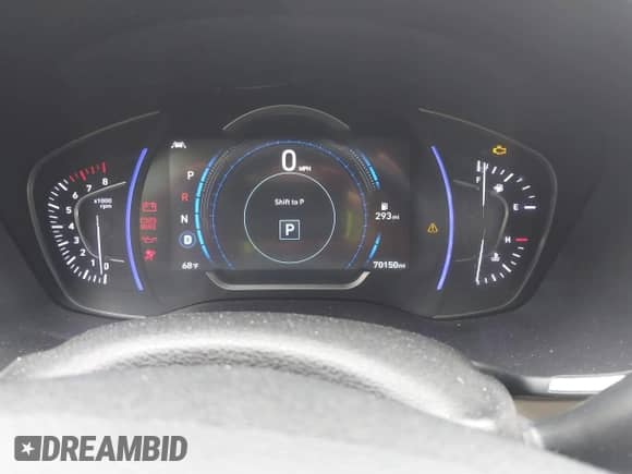 2019 Hyundai Santa Fe SEL with VIN 5NMS3CAD7KH131884, listed as a IAAI auction lot 43025635 with 70,150 mi miles and . Bid and sale history available at DreamBid. Image 7.