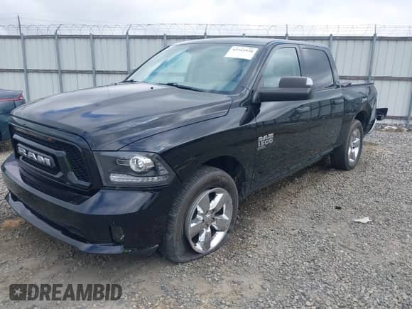 2019 Ram 1500 Express z VIN 1C6RR7KT2KS666515, wystawiony jako IAAI lot #42814938 z przebiegiem 66 244 mil mil oraz . Historia ofert i sprzedaży dostępna na DreamBid. Obrazek 2.