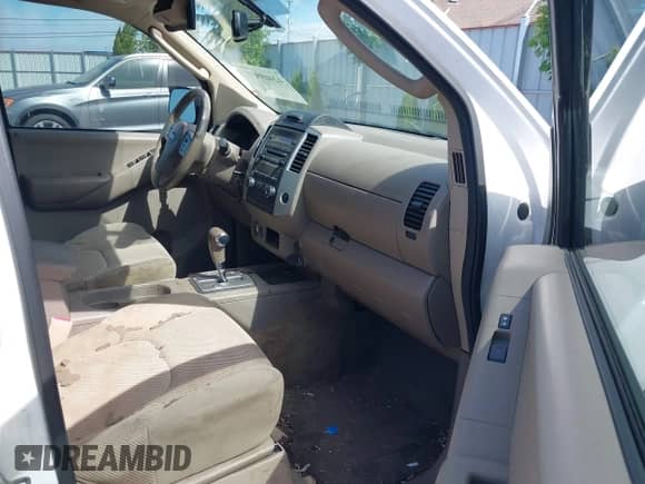 2011 Nissan Frontier SV with VIN 1N6AD0ER7BC405870, listed as a IAAI auction lot 42469937 with 263,412 mi miles and . Bid and sale history available at DreamBid. Image 5.