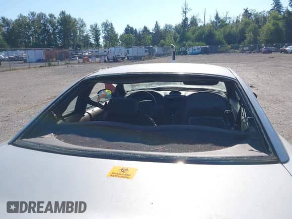 1994 Ford Mustang z VIN 1FALP4041RF171911, wystawiony jako IAAI lot #42705975 z przebiegiem 292 952 mil mil oraz . Historia ofert i sprzedaży dostępna na DreamBid. Obrazek 6.